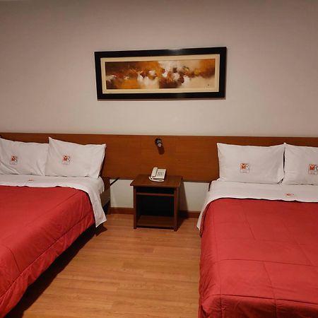 My Rouse Hotel チクラーヨ エクステリア 写真